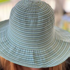 VTG Banash of Boston Striped Floppy Beach Hat